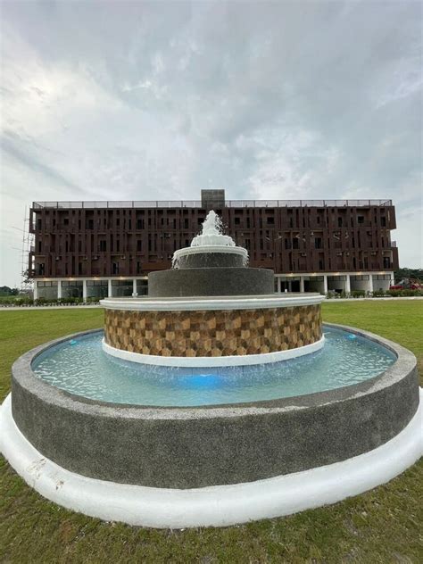 hotels near barasoain church|Acro Residences Hotel (Malolos) .